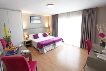 hotel el faro marbella