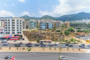 jounieh living residences by local host