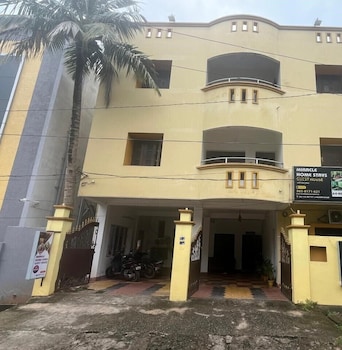 Hotel Miracle Stay,,3 star