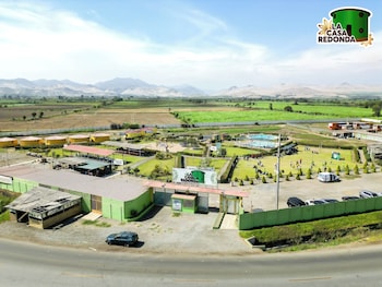 La Casa Redonda - Supe,,2 star