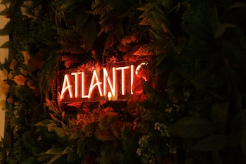 atlantis home palace