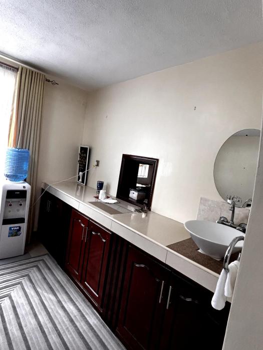 axis guest house