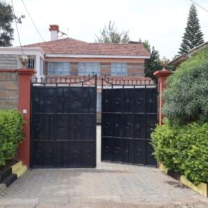 axis guest house