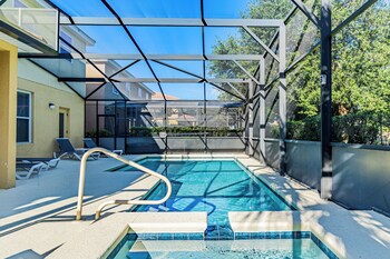 5Br Davenport Home W/ Pool & Private Hot Tub,,5 star