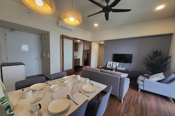 una residence peel apartments