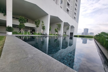 una residence peel apartments