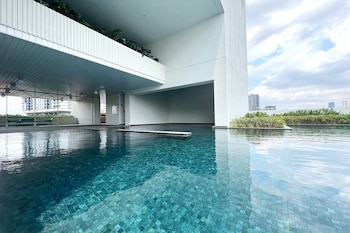 una residence peel apartments