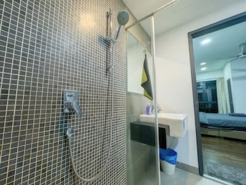 staycation v residence sunway velocity