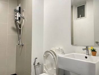staycation v residence sunway velocity