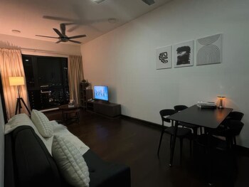 staycation v residence sunway velocity