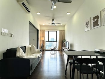 staycation v residence sunway velocity