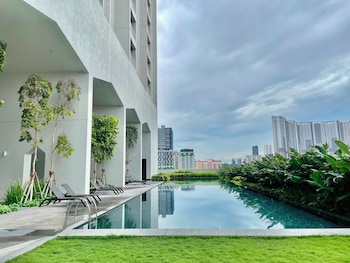 staycation v residence sunway velocity