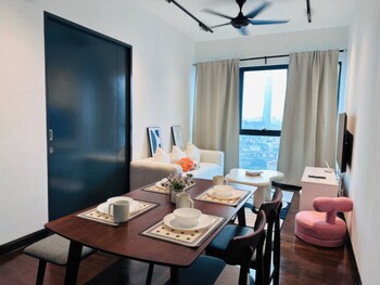 staycation v residence sunway velocity