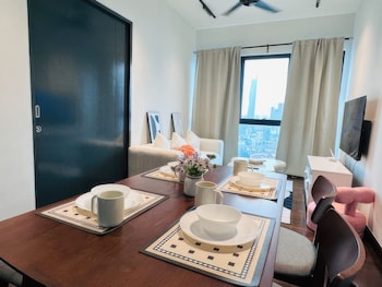staycation v residence sunway velocity