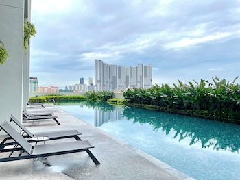 staycation v residence sunway velocity
