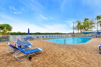 Bahia Waterview Suite Pool Tennis Beach Fishing,,3 star