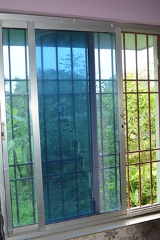 hotel mid town daringbadi