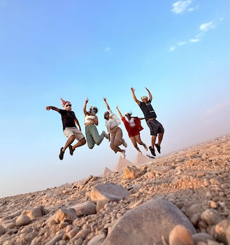 basha pyramids inn