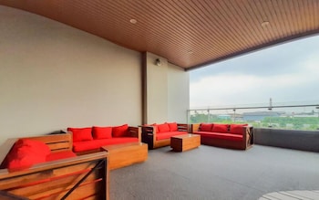 good choice and cozy studio at tamansari iswara apartment