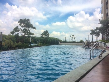 urban modern studio apartment oasis cikarang