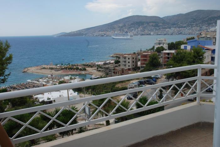 saranda hotel