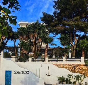 saranda hotel