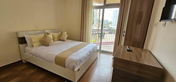 bole central apartment