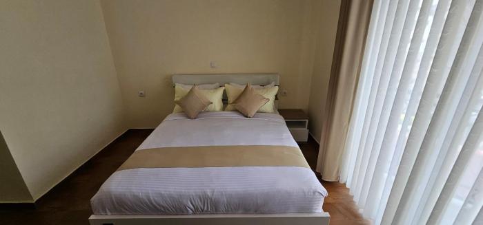bole central apartment