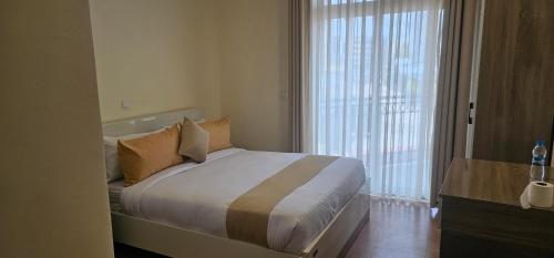 bole central apartment