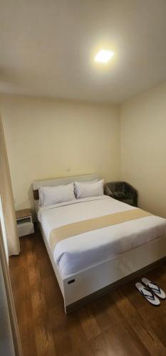bole central apartment