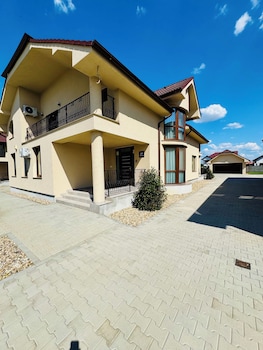 roua residence