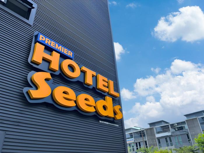 seeds hotel premier one city subang