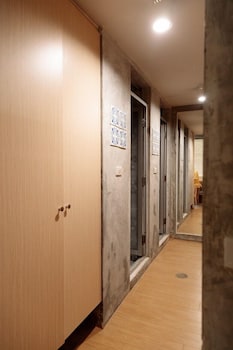 rere hostel