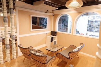 rere hostel