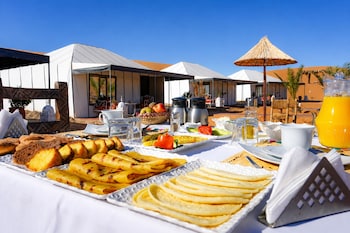 sultana merzouga camp