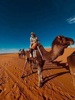 sultana merzouga camp
