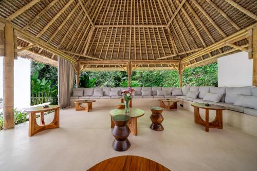 sacred jungle by evdekimi stylish jungle retreat with apartments and villas with kitchens pools and concierge service in ubud