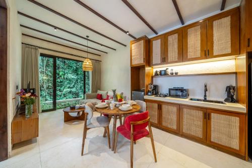 sacred jungle by evdekimi stylish jungle retreat with apartments and villas with kitchens pools and concierge service in ubud