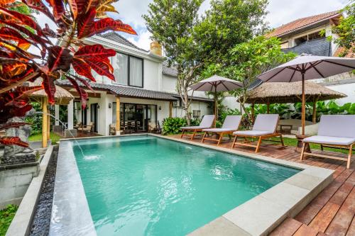 sacred jungle by evdekimi stylish jungle retreat with apartments and villas with kitchens pools and concierge service in ubud