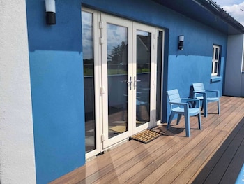 seaside apartment sligo pet friendly