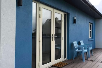 seaside apartment sligo pet friendly