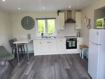 Seaside Apartment- Sligo- Pet Friendly,,3 star