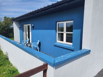 seaside apartment sligo pet friendly