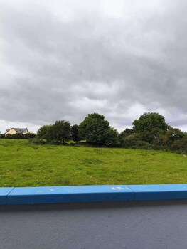 seaside apartment sligo pet friendly