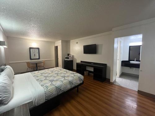 studio 6 suites euless tx dfw west