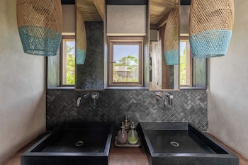 panorama villas ceningan