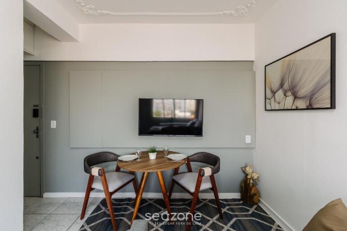 practical studio near farroupilha park hpn707