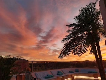 gulou lanting hotel