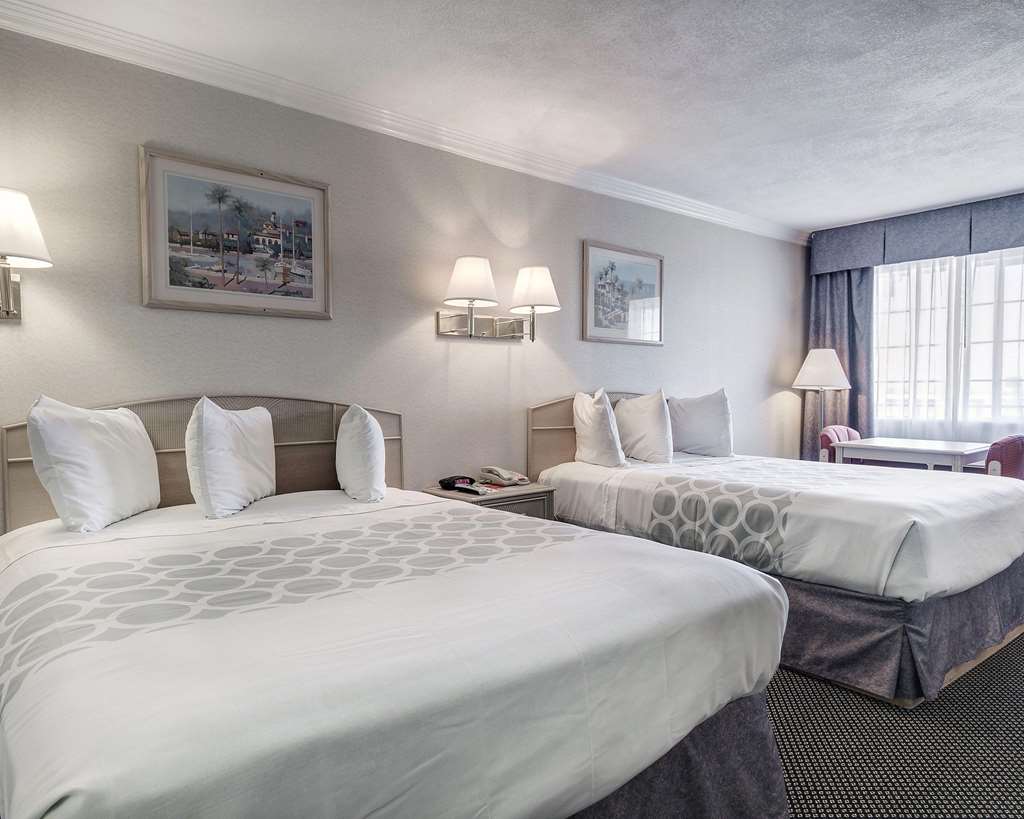 econo lodge van horn