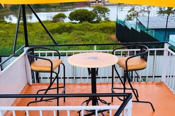 lux suites lakeview cottages ruiru
